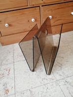 Porte-revues Vintage en plexiglas fumé années 70, Ophalen, Gebruikt