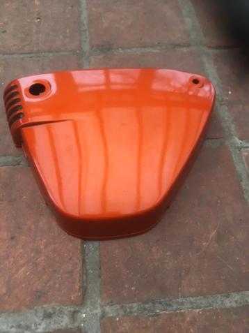 Capot latéral pour Suzuki A100, neuf, ancien stock, Motos, Enlèvement ou Envoi, Neuf