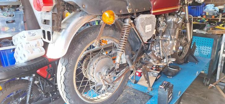 HONDA CB400F 1978 - TE RESTAUREREN, Motoren, Motoren | Oldtimers, Super Sport, 12 t/m 35 kW, 4 cilinders, Ophalen