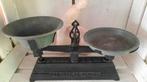 Vintage gietijzeren weegschaal 2kg met originele schalen, Ophalen, Gebruikt