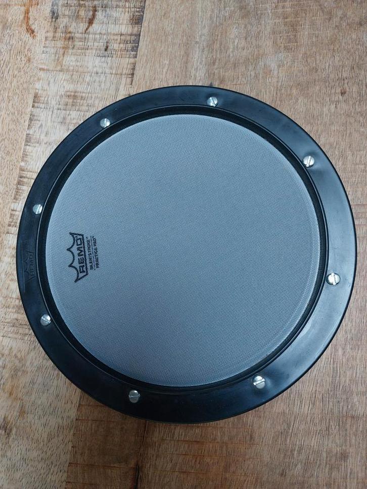 Remo silent stroke 10 inch, Muziek en Instrumenten, Instrumenten | Onderdelen, Zo goed als nieuw, Ophalen