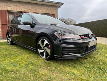 VW GOLF 7.5 PERFORMANCE DIGITAL COCKPIT...