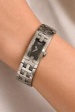 Tissot dameshorloge model L820H. Zo goed als nieuw, Handtassen en Accessoires, Horloges | Dames, Overige merken, Staal, Staal