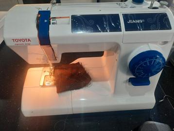 Toyota Jeans naaimachine  beschikbaar voor biedingen