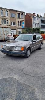 Mercedes 250 TD met 226km, Auto's, Mercedes-Benz, Euro 2, Zwart, Beige, 5 deurs