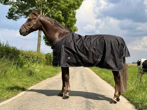 Profi-Rider regendeken zwart fleece gevoerd 175 + 215, Animaux & Accessoires, Chevaux & Poneys | Couvertures & Couvre-reins, Neuf