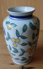 vaasje, Ophalen of Verzenden, Zo goed als nieuw, Aardewerk of Porselein, Minder dan 50 cm