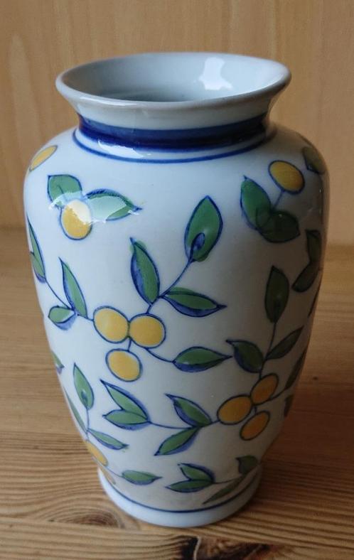 vaasje, Huis en Inrichting, Woonaccessoires | Vazen, Zo goed als nieuw, Minder dan 50 cm, Aardewerk of Porselein, Ophalen of Verzenden