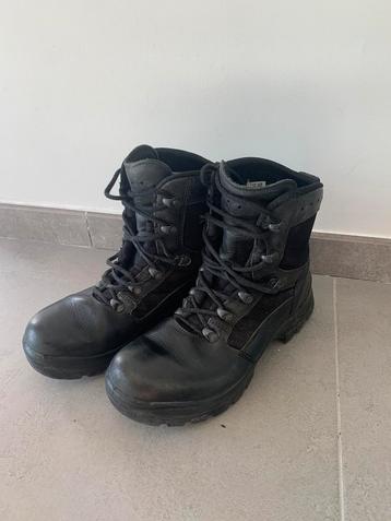 Haix combat taille 40 disponible aux enchères