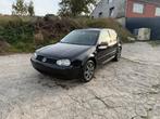 Vw golf 4 tdi 101, Auto's, Voorwielaandrijving, 4 zetels, Zwart, 4 cilinders