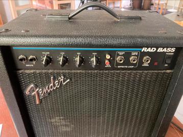 Fender Rad Bass Amp - 75w à Transistor