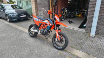 KTM 690 SMC-R A2 (full power), 698 cm³, Particulier, 12 à 35 kW, 1 cylindre