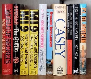 [Spionage] Partij 10 boeken Spionage Tweede Wereldoorlog, Enlèvement ou Envoi, Deuxième Guerre mondiale, Utilisé, Autres sujets/thèmes