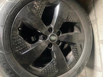 Winterbanden discovery sport 18 inch zwart 235/60-18 beschikbaar voor biedingen