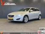 Volvo V60 2.4 D5 Kinetic | Climate | Cruise | Navi | PDC | S, Auto's, Volvo, Zilver of Grijs, Te koop, Traction-control, 142 g/km