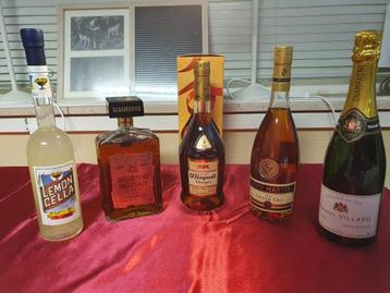 Cognac Lemoncella Champagne enz Lot van 5 flessen beschikbaar voor biedingen