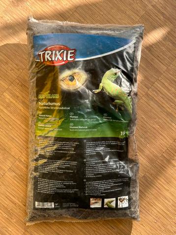 Trixie biologische humus 3 x 10 liter