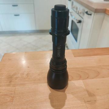 Cree led zaklamp, Enlèvement ou Envoi, Comme neuf, Batterie