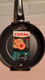 Poêle à frire, Tefal 20 cm, revêtement antiadhésif durable e, Maison & Meubles, Enlèvement ou Envoi, Neuf