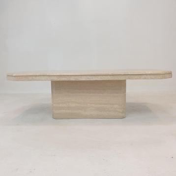 Vintage travertin salontafel  beschikbaar voor biedingen
