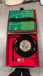 Jeu de roulettes dans coffret en cuir, Hobby en Vrije tijd, Gezelschapsspellen | Bordspellen, Ophalen, Gebruikt