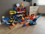 Hot Wheels Ultimate Garage plus nog 4 andere sets, Racebaan, Ophalen of Verzenden, Zo goed als nieuw, Met looping