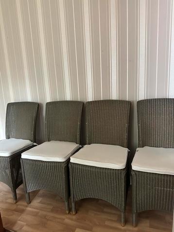 4 Vincent Sheppard stoelen met origineel kussen beschikbaar voor biedingen