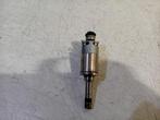 INJECTOR BRANDSTOF Volkswagen Passat (3G2) (04E133036A), Auto-onderdelen, Brandstofsystemen, Gebruikt, Volkswagen