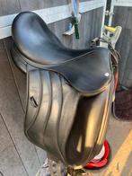 Zwart devoucoux milady zadel 17 inch, Dieren en Toebehoren, Paarden en Pony's | Zadels, Ophalen, Dressuur