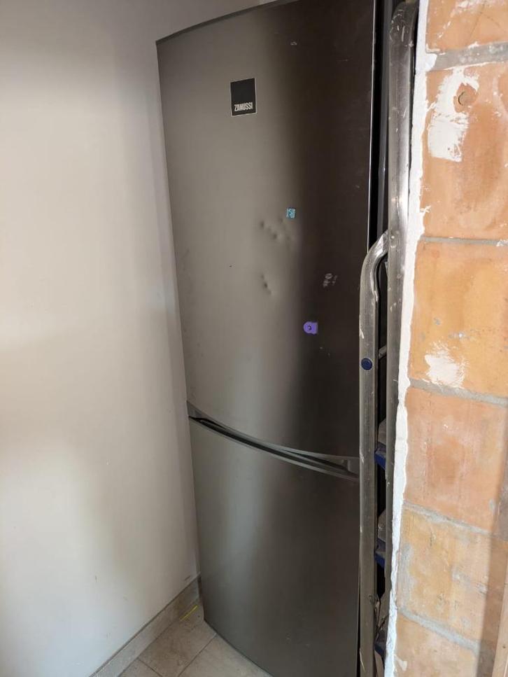 Zanussi A++  Koel-vriescombinatie met No Frost, Elektronische apparatuur, Vriezers en Diepvrieskisten, Gebruikt, Vrijstaand, Vrieskast