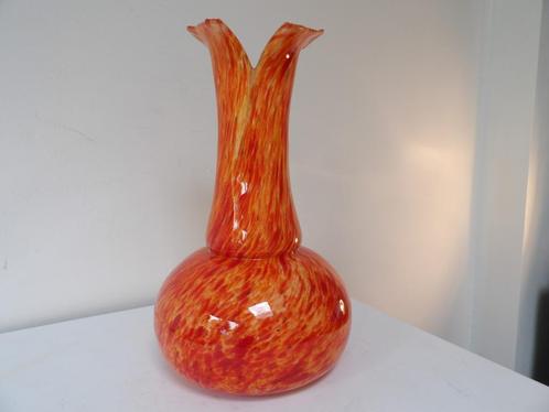 Grand vase design Murano des années 1960, opaline orange, Antiquités & Art, Antiquités | Vases, Enlèvement ou Envoi