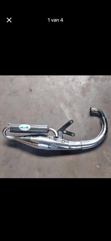 Leovince zx chroom zo goed als nieuw ! Booster beschikbaar voor biedingen