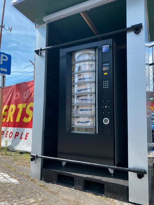 2x Broodautomaat incl weerdichte behuizing en reclame bord, Elektronische apparatuur, Broodbakmachines, Gebruikt, Met timer, 1200 tot 1600 gram deeg