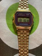 Montre Casio Vintage Gold - Made in Japan - État Nickel, Montre-bracelet, Casio, Enlèvement ou Envoi, Acier