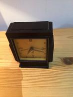 Petit réveil jaz en Bakélite bordeaux., Enlèvement