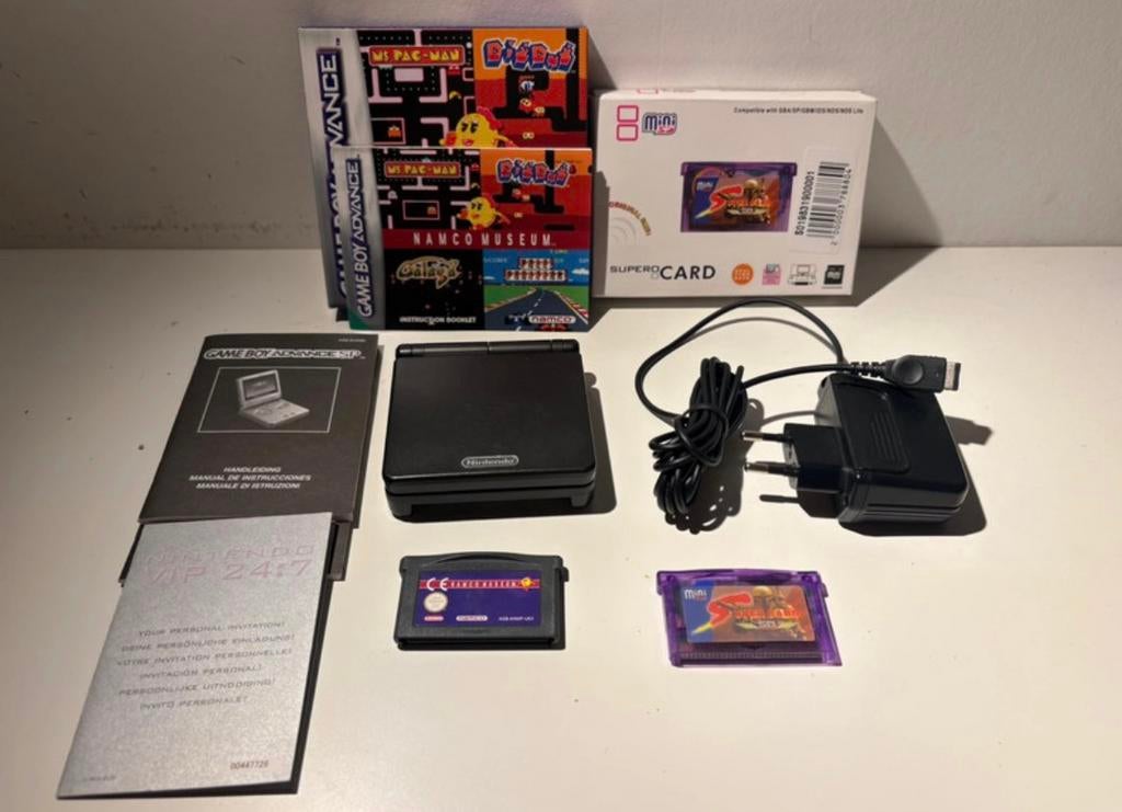 Nintendo Gameboy Advance SP + games, Ophalen of Verzenden, Zo goed als nieuw