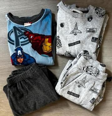 Winterpyjama’s maat 110-116 beschikbaar voor biedingen
