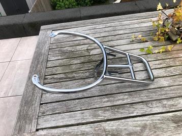 Vespa gts en gtv vaste drager voor topkoffer, Enlèvement, Comme neuf