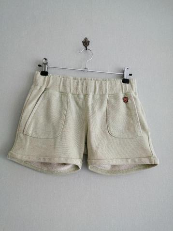 mooie lichtgroene short  Brian & Nephew  maat 12 jaar, Pantalon, Enlèvement ou Envoi, Brian & Nephew, Comme neuf