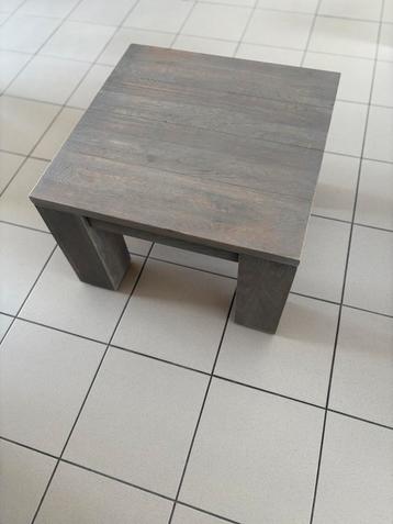 Salontafel in massief eik GOED BOD=WEG beschikbaar voor biedingen