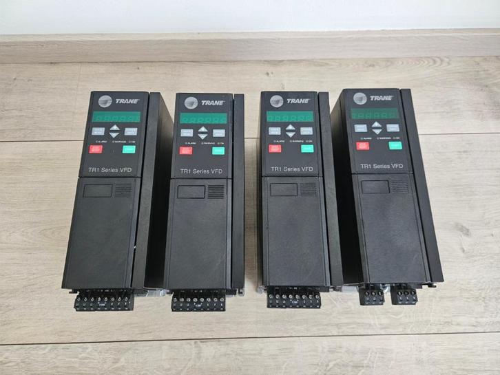 DANFOSS TRANE-regelaar: / 3Kw /frequentieregelaar, Hobby en Vrije tijd, Elektronica-componenten, Gebruikt, Ophalen of Verzenden