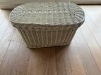 Rieten mand groot 4 euro, Huis en Inrichting, Woonaccessoires | Schalen en Manden, Ophalen of Verzenden, Mand
