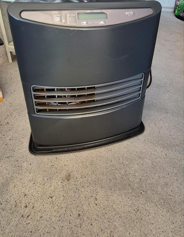 Petroleumkachel zibro, Doe-het-zelf en Bouw, Verwarming en Radiatoren, Zo goed als nieuw, Thermostaat, Ophalen of Verzenden