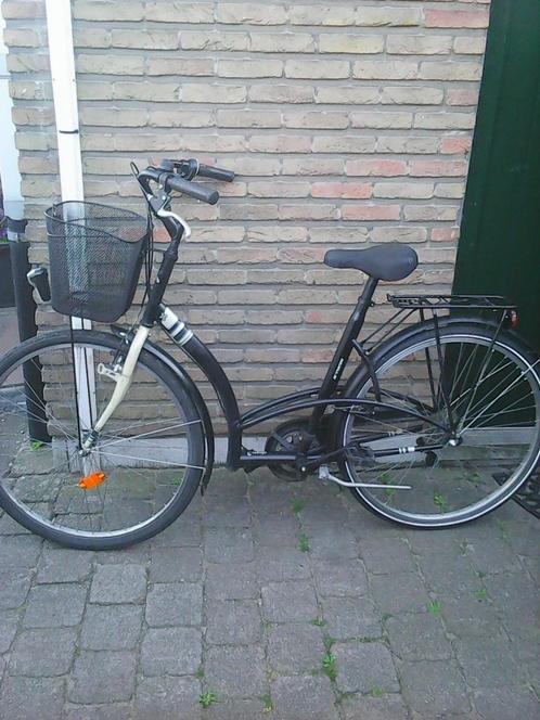 damesfiets btin 28 inch met mandje, Fietsen en Brommers, Fietsen | Dames | Omafietsen, Zo goed als nieuw, 50 tot 53 cm, Handrem