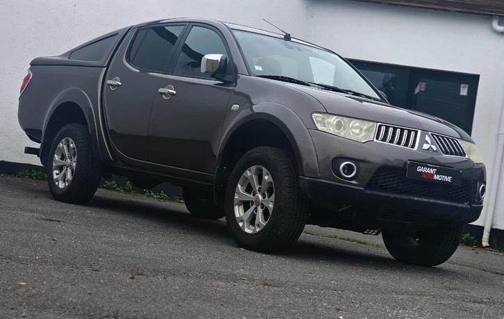 Mitsubishi L200 4x4 Automaat. *LEER*TREKHAAK,.., Auto's, Mitsubishi, Bedrijf, Te koop, L200, 4x4, ABS, Achteruitrijcamera, Airbags