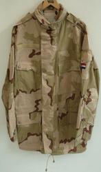 Jas Parka Buiten Gvt M93 Desert KL, maat 8000/9095, 1998.(1), Verzamelen, Ophalen of Verzenden, Landmacht, Kleding of Schoenen
