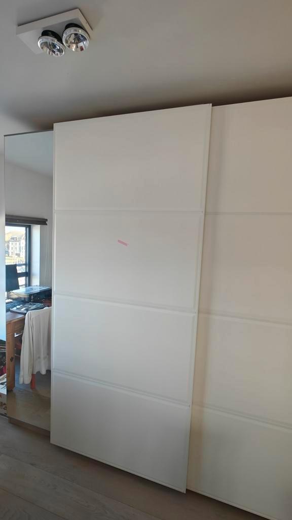 Belle armoire moderne, Maison & Meubles, Armoires | Penderies & Garde-robes, Enlèvement