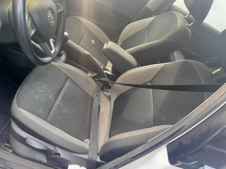 INTERIEUR Skoda Fabia III Combi (NJ5) (01-2014/12-2022), Auto-onderdelen, Interieur en Bekleding, Skoda, Gebruikt