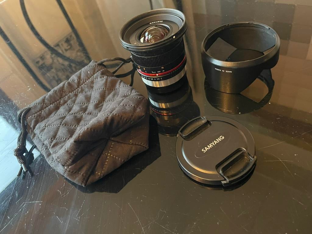 Objectif ultra grand angle Samyang F2.0 12mm Fuji, TV, Hi-fi & Vidéo, Photo | Lentilles & Objectifs, Enlèvement, Comme neuf