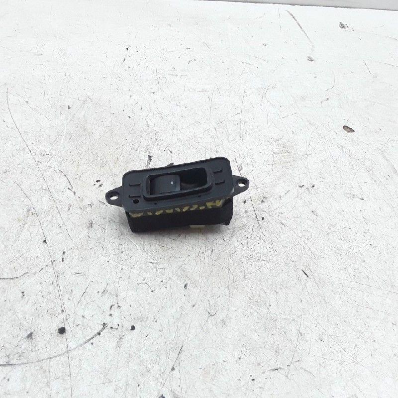 RAAMSCHAKELAAR Subaru Outback (BP) (01-2003/09-2009), Gebruikt, Subaru